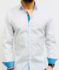 Nos chemises homme séduisent par leur style impeccable. Costume Italien Chemise Cintree Et Pret A Porter Homme Style Chic Ou Street
