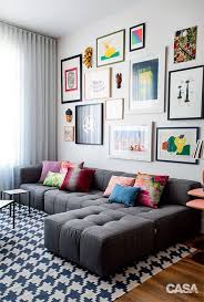 These ideas include classic couches, colorful decor, stunning coffee tables and more. 40 Simple But Fashionable Living Room Wall Decoration Ideas Bored Art