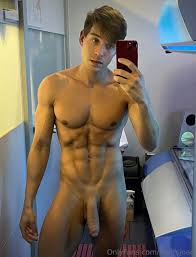 1000 Nudes de garotos novinhos nus - Os Famosos Nus