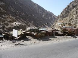 All the regions run between the mountains and in the middle panjshir river. Bwae Onr4zwyvm