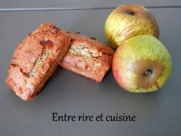 Petits Cakes A La Pomme Rapee Farine Complete Et Chocolat Blanc Restonscheznous Entre Rire Et Cuisine Cake Aux Pommes Petit Cake Pomme