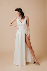 Brautkleider mit geschlossenen schultern — temperley brautkleid hochgeschlossen ärmel. Minimalistic Wedding Brautkleider Lieschen Heiratet