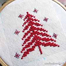 Browse by theme and level to find the design of your dreams! Cross Stitch Counted Work On Plain Weave Fabric Cross Stitch Cross Stitch Patterns Cross Stitching