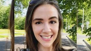 Danielle Stella's Instagram, Twitter & Facebook