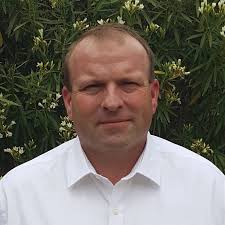 Todd Marlowe's Instagram, Twitter & Facebook