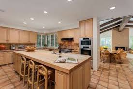 He lives together in a house in san francisco, california. Gavin Newsom Picked This Home Over The Governor S Mansion This Is What The New Place Looks Like