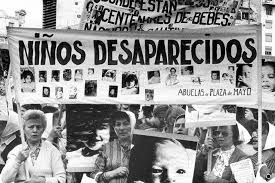 Allí, fernández destacó la labor de madres y abuelas de plaza de mayo, expresando sobre estas después de 45 años del golpe genocida cívico, militar y eclesiástico; 124 Casos Resueltos Por Abuelas De Plaza De Mayo Fueron Identificadas Dos Mujeres Embarazadas Asesinadas Por Genocidas