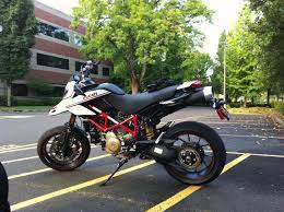 Ducati hypermotard 1100 s build and review. Ducati Hypermotard 1100 Evo Sp Test And Review I D Rather Be Riding