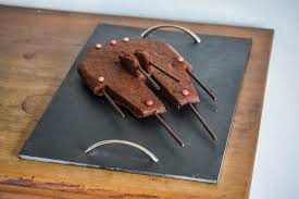 Gateau Star Wars Le Vaisseau Maman A Tout Faire En 2020 Gateau Star Wars Gateau Anniversaire Star Wars Gateau 6 Ans