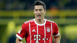 Robert lewandowski ist bei den bayern als rekordtorjäger auf dem zenit. Fc Bayern Munchen Robert Lewandowski Wird Opfer Eines Betrugers Abendzeitung Munchen