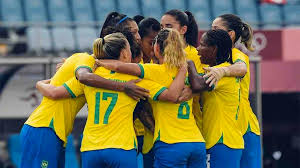 Em 1994, no mundial da austrália, o brasil treinado por miguel ângelo da luz, tinha em seu time jogadoras com janeth, alessandra, paula e hortência e conquistou o primeiro (e até hoje o único) título mundial da modalidade, as vitórias sobre os estados unidos por 110 a 107 na semifinal e sobre a china por 96 a 87 na decisão valeram a. Soaaeuho0m9ifm