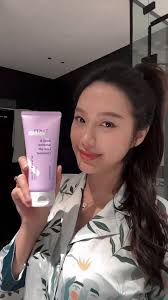 Nóc nhà" của Đoàn Văn Hậu: Mang bầu vẫn skincare không bỏ buổi nào, da đẹp  mướt mát, được khen xinh như mộng