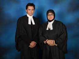Apabila kes pendakwa berakhir, mahkamah akan mempertimbangkan sama ada pendakwa telah membuat suatu kes prima facie terhadap tertuduh. Keluarga Kerjaya Undang Undang