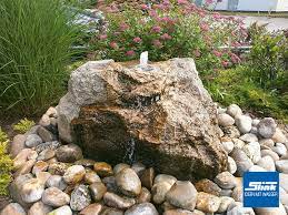 Weitere ideen zu steinbrunnen brunnen garten wasserspiel garten. Gartenbrunnen Quellstein 919 K Slink Ideen Mit Wasser