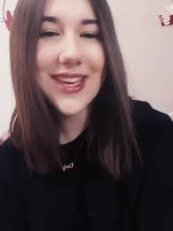 Kari Westfall's Instagram, Twitter & Facebook