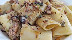 Tuto Anchois Et Sardines Pour Un Plat De Pates Qui Rechauffe Le Cœur Plats De Pates Recettes De Cuisine Sardines