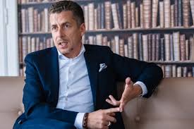 „az emberek úgy érezték, mégsem akarják tehetségtelen és buta emberekre bízni az ország sorsát. Rakay Philip A Baloldal Talcan Kinalna Magyarorszagot Es Ertekeit Demokrata