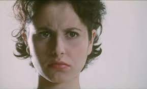 دانلود رایگان فیلم Frivolous Lola 1988 (دانلود فیلم لولا بیهوده 1988)