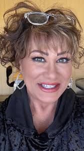 Hope everyone is having a fabulous day!!! ❤️🐿❤️