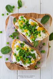 4 Easy Bruschetta With Spring Vegetables Food Recipes Easy Bruschetta