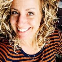 Ashley Ostrom's Instagram, Twitter & Facebook