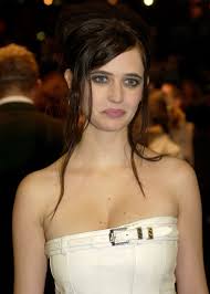 See more ideas about eva green, actress eva green, eva. Actress Eva Green Isn T Your Average French Girl Especially When It Comes To Hair And Makeup Actress Eva Green Eva Green French Actress
