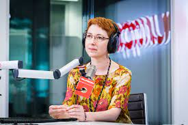 La mejor mezcla de música española e internacional de los 90 hasta hoy! PiaÈ›a Victoriei Cu Alice Iacobescu Barometrul Europa Fm Analizat Cu Sociologul Sebastian LÄƒzÄƒroiu È™i Analistul Politic Sorin IoniÈ›Äƒ Video Europa Fm