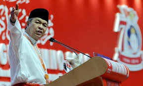 Beliau berkata, setakat ini kebenaran keluar negara bagi urusan tidak perlu termasuk melancong masih tidak dibenarkan termasuk kebenaran masuk warga asing ke malaysia masih disekat. Zahid Tidak Termasuk Dalam Sekatan Ke Luar Negara Malaysian Update Berita Terkini Untuk Anda