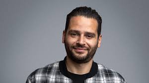 Louis Krubich of MALKA Media: 5 Things You Should Do To Become a Thought  Leader In Your Industry