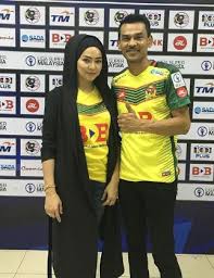 Tv3 (media prima berhad) malaysia throwback persembahan dari peserta solo, abu bakar. Anti Social Sangat Duk Dekat2 Pun Nak Sms Ayu Raudhah Kongsi Gambar Ni Sekali Che Ta Yang Komen Haruu Berita Steady