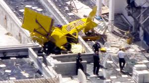 The freak accident was caused by heavy fog. Small Plane Crashes Into Fort Lauderdale Florida Condo Building Killing Pilot Abc News