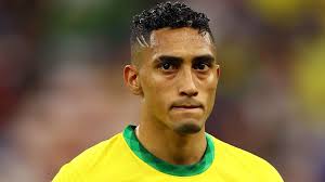 [Raisa Simplicio and Thiago Fernandes, Goal] Raphinha's future remains  open. Barcelona and Laporta are trying to anger Chelsea by delaying a  decision to force the Blues to abandon their pursuit for Raphinha. :  r/soccer