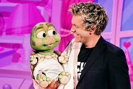 Aber ganz egal ob frederic freiherr von furchensumpf, achim spironsik, herr schröder & ursula, prof. Sascha Grammel News Ich Find S Lustig Auf Doppel Dvd Bluray Das Sind Die Charaktere Aus Sascha Grammels Stetig Wachsenden Puppen Zoo