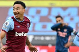 Jesse lingard shows the manchester united lad's dressing room of dreams! Lingard Southgate Advised Me On Loan Move To West Ham From Manchester United Goal Com