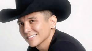 Edwin Luna demandó a la madre de su primogénito; ella responde: "Mi hijo  dice: 'Si no ayuda, que no estorbe'"