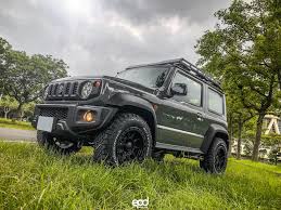 Baby G Jimny Sierra With Fi Exhaust Catback Posing For Spec R汽車性能情報 Pictures For More Product Information Email Info Fi Exhau Suzuki Jimny Suzuki Jimny Sierra