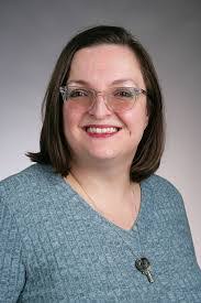 Nicole Lederer's Instagram, Twitter & Facebook