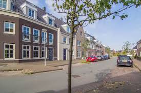 Leersumse veld is situated east of valkenheide. Woning Leersumse Veld 23 Vleuten Oozo Nl