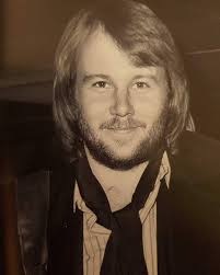 1952 received accordion lessons from his father and . Benny Andersson Heeft Een Foto Gedeeld Op Instagram Bennyandersson Abba Thehepstar Bennyanderssonsorkester Bekijk 52 Foto S En Abba Gorgeous Men People