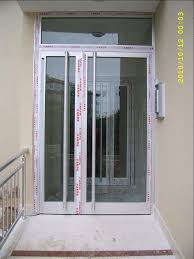 Kapı önü perdelerinde birbirinden farklı ve şık görüntüye sahip mutfak balkon ip kapı perdesi fiyatları makul seviyede. Aluminyum Kapi Fiyatlari Kadikoy Aluminyum Dograma Ofis Bolme Kis Bahcesi