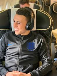Philip walter foden (born 28 may 2000) is an english professional footballer who plays as a midfielder for premier league club manchester city and the england national team. Manchester City Starlet Phil Foden Becomes A Father For The First Time At The Age Of Just 18 Daily Mail Online
