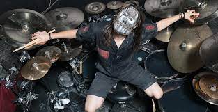 Musician weinberg is the youngest member of the heavy metal band, slipknot. Slipknot Drummer Jay Weinberg Details What It Was Like Replacing Joey Jordison Metalsucks