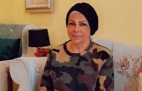 ضيفة الحلقة الأولى من الشهر العماني في ضيف ومسيرة هي الفنانة القديرة فخرية خميس. ØµÙˆØ±Ø© ÙØ®Ø±ÙŠØ© Ø®Ù…ÙŠØ³ ØªÙƒØ´Ù ØªÙØ§ØµÙŠÙ„ Ø­Ø§Ù„ØªÙ‡Ø§ Ø§Ù„ØµØ­ÙŠØ© Ø¨Ø¹Ø¯ Ø§Ø³ØªØ¦ØµØ§Ù„ Ø«Ø¯ÙŠÙŠÙ‡Ø§
