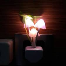 Lampu utama digunakan apabila anda sedang berada di ruangan tersebut. Je Lampu Kamar Tidur Led Lp49 Sensor Otomatis Lampu Malam Impor Model 3 Jamur Dekorasi Lampu Shopee Indonesia