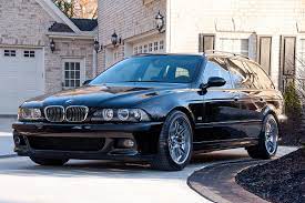 This is a minor item to facelift, but it was included in the e39 2001 model year refresh nonetheless. Bmw M5 E39 Touring Umbau Bilder Autobild De