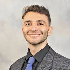 Building Lasting Relationships with College Professors: A Guide for Students