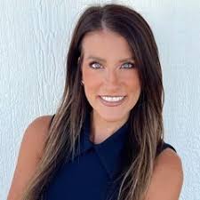 Ashlee Vaughn's Instagram, Twitter & Facebook