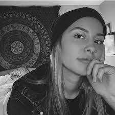 Savannah Malone's Instagram, Twitter & Facebook