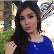 توفيت المذيعة والممثلة البحرينية صابرين بورشيد، يوم الإثنين، بعد إصابتها بمرض السرطان الذي قضى على حياتها الشابة وتغلغل في جسدها ليقتلها عمدًا. ÙˆÙØ§Ø© Ø§Ù„ÙÙ†Ø§Ù†Ø© ÙˆØ§Ù„Ø¥Ø¹Ù„Ø§Ù…ÙŠØ© ØµØ§Ø¨Ø±ÙŠÙ† Ø¨ÙˆØ±Ø´ÙŠØ¯ Ø¹Ù† Ø¹Ù…Ø± ÙŠÙ†Ø§Ù‡Ø² 34 Ø¹Ø§Ù…Ø§ Ù…Ø¬Ù„Ø© Ø³ÙŠØ¯ØªÙŠ