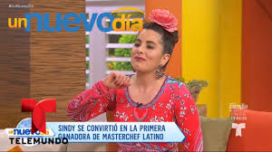 El pasado domingo masterchef latino tuvo un programa super especial ya que los conductores de suelta la sopa intervinieron en el espacio sorprendiendo a todos los cocineros participantes. Sindy Lazo Es La Primera Ganadora De Masterchef Latino Un Nuevo Dia Telemundo Youtube